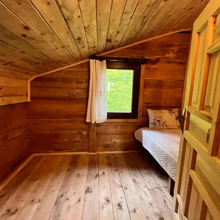 Chalet Gunguli Dag Evi Camlihemsin