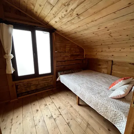 Gunguli Dag Evi *