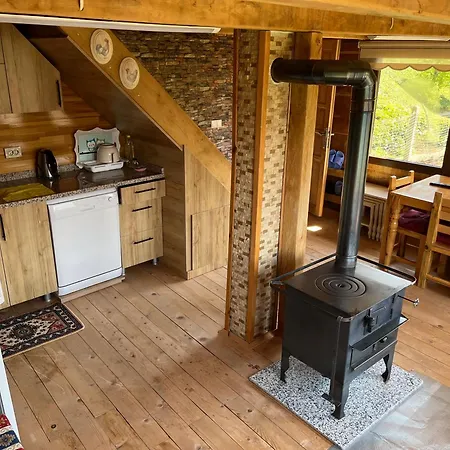 Chalet Gunguli Dag Evi Camlihemsin